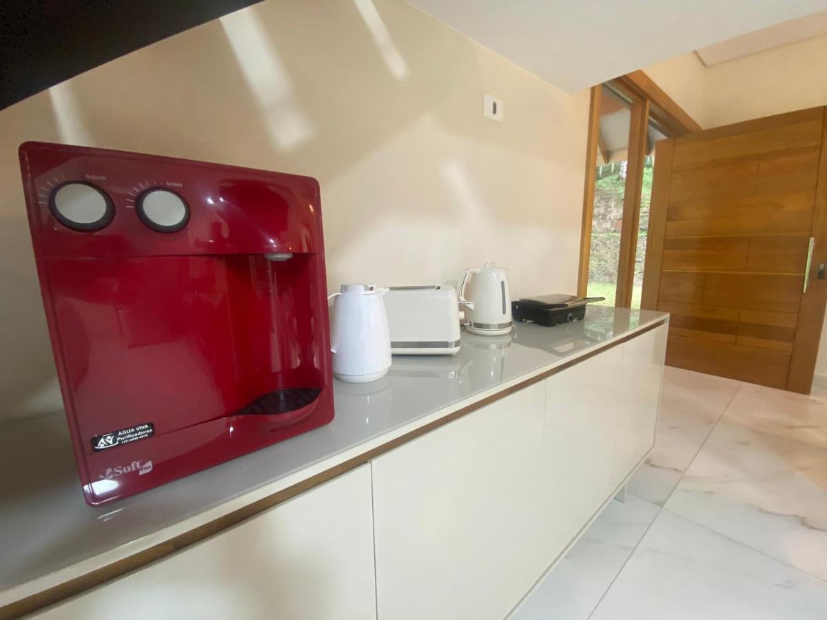 Hostyn Casa Manancial -4 Suites E Natureza Proxima Ao Capivari Campos do Jordao Exterior photo